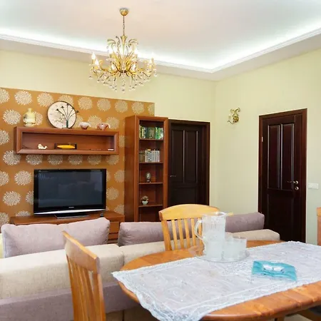 Apartament Двухкомнатная Студия На Площади Победы Mińsk