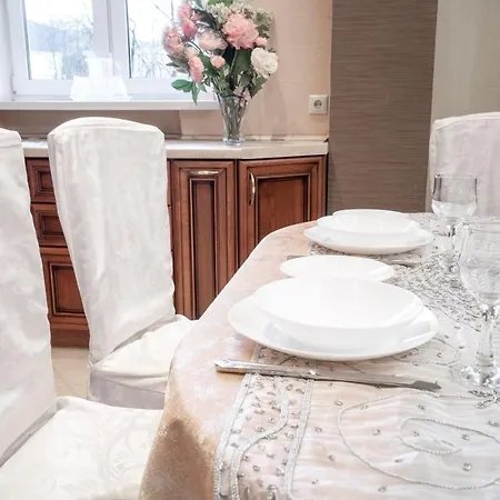 Двухкомнатная Студия На Площади Победы Apartament